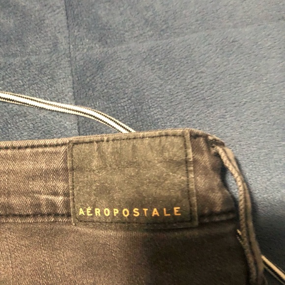 Aeropostale women’s distressed black size 10 Norma Jean. Gently used. - Picture 6 of 6